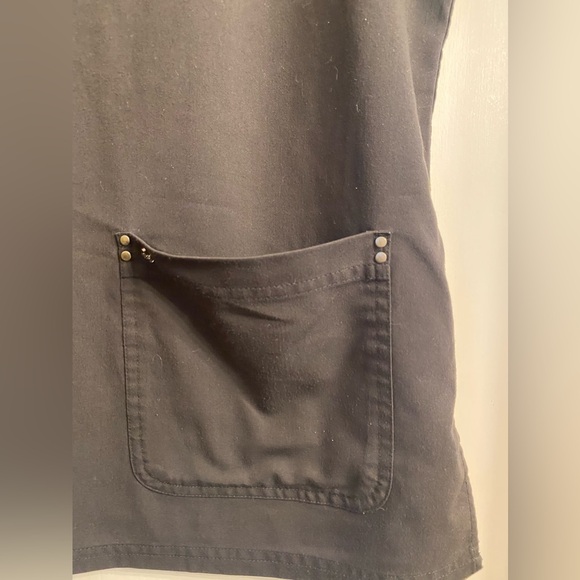 Koi Sapphire 2 piece scrub set black top is XL, pants are L. - Picture 7 of 16
